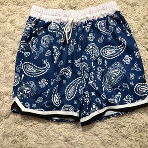 Men’s Blue Paisley Print Shorts Size M